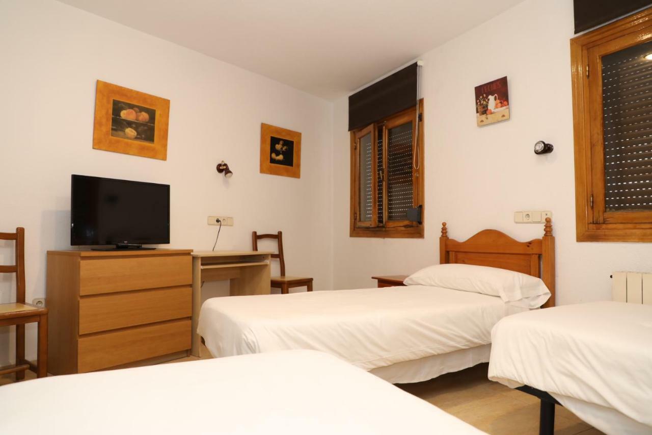 Hostal El Descanso Madrid Eksteriør bilde