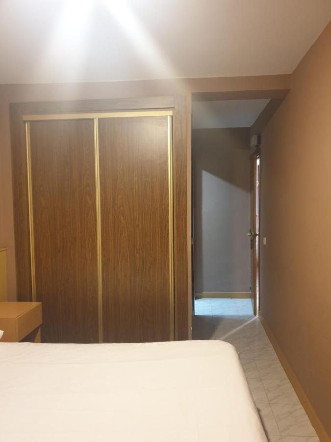 Hostal El Descanso Madrid Eksteriør bilde
